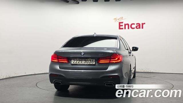 BMW 5-Series 530i M Sport Package Plus