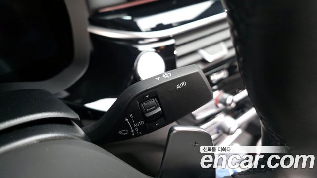 BMW 5-Series 530i M Sport Package Plus
