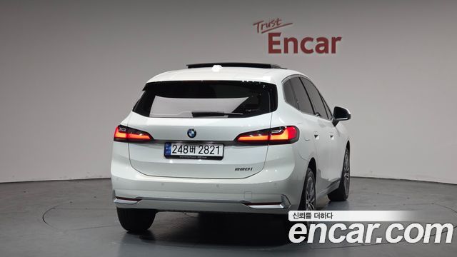 BMW 2-Series 220i Luxury