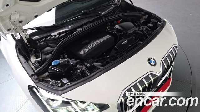 BMW 2-Series 220i Luxury