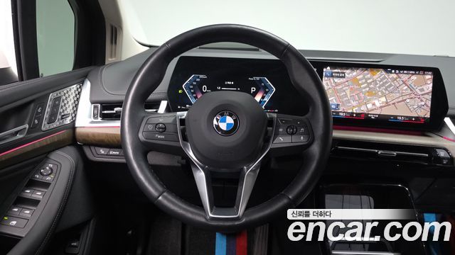 BMW 2-Series 220i Luxury