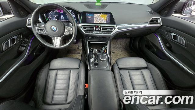 BMW 3-Series 330e M Sport