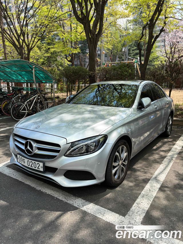Mercedes-Benz C-Class C200 Avantgarde