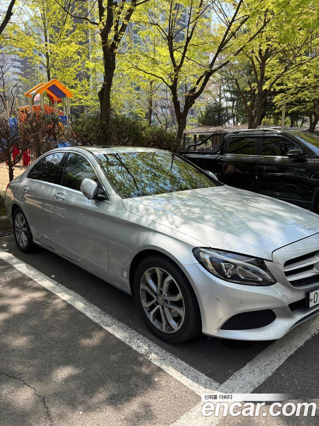 Mercedes-Benz C-Class C200 Avantgarde