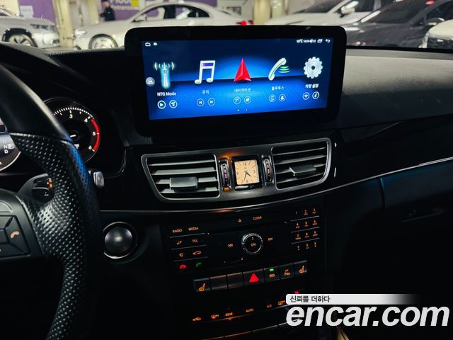 Mercedes-Benz E-Class E220 Bluetec Avantgarde Sport