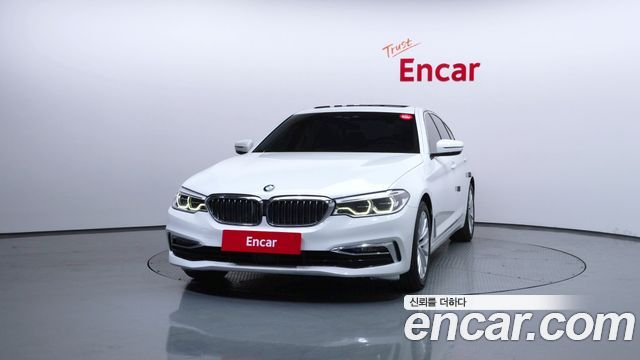 BMW 5-Series 520d xDrive Luxury Plus