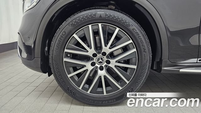 Mercedes-Benz GLC-Class GLC220 d 4MATIC