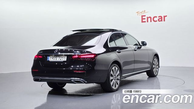 Mercedes-Benz E-Class E450 4MATIC Exclusive