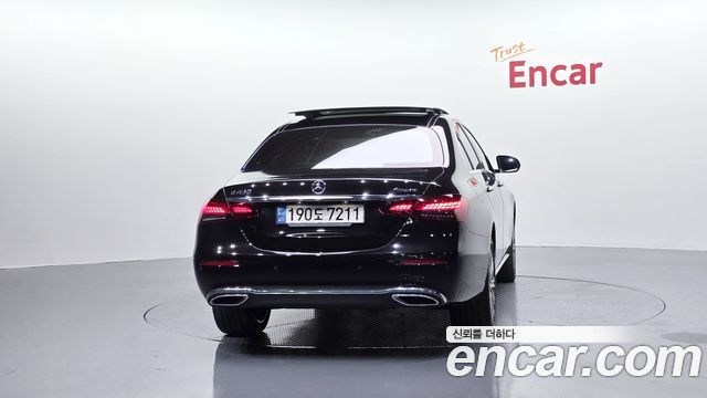 Mercedes-Benz E-Class E450 4MATIC Exclusive