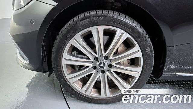 Mercedes-Benz E-Class E450 4MATIC Exclusive