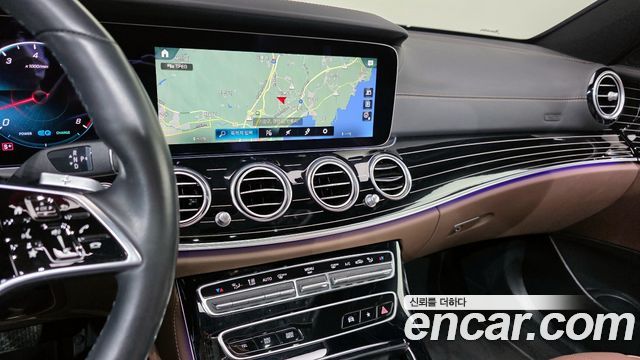 Mercedes-Benz E-Class E450 4MATIC Exclusive