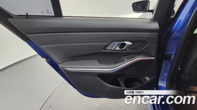 BMW 3-Series 320d M Sport