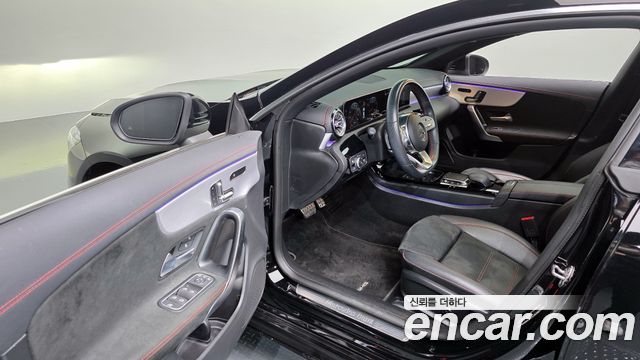 Mercedes-Benz CLA-Class CLA250 4MATIC