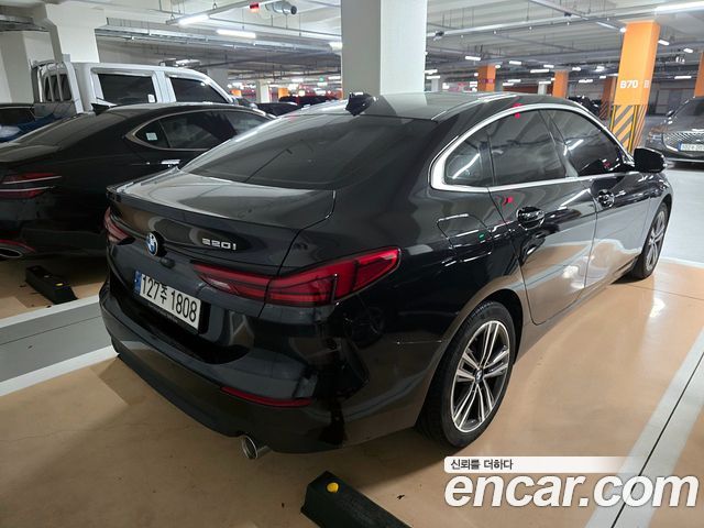 BMW 2-Series 220i Advantage