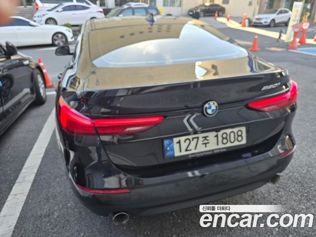 BMW 2-Series 220i Advantage