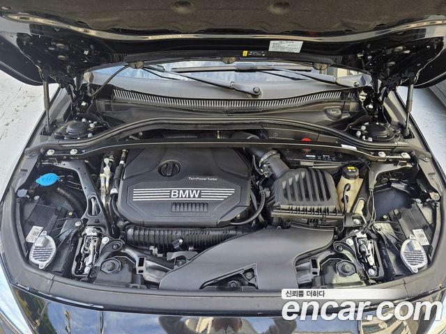 BMW 2-Series 220i Advantage