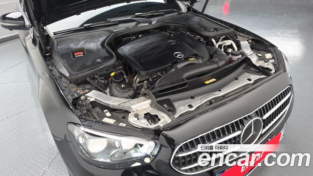 Mercedes-Benz E-Class E350 4MATIC Avantgarde