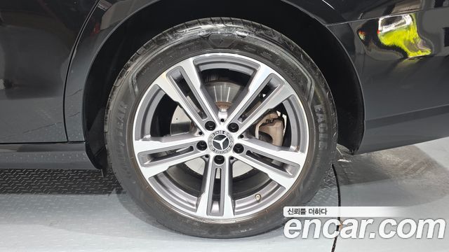 Mercedes-Benz E-Class E350 4MATIC Avantgarde