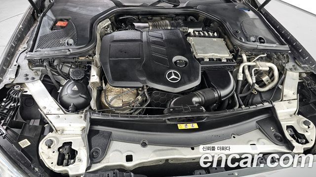 Mercedes-Benz E-Class E220d Avantgarde