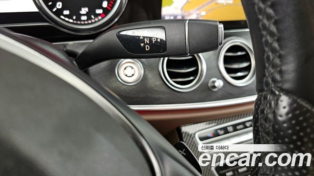 Mercedes-Benz E-Class E220d Avantgarde