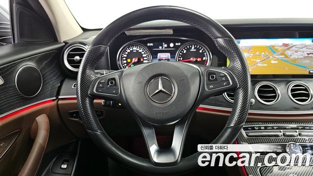 Mercedes-Benz E-Class E220d Avantgarde