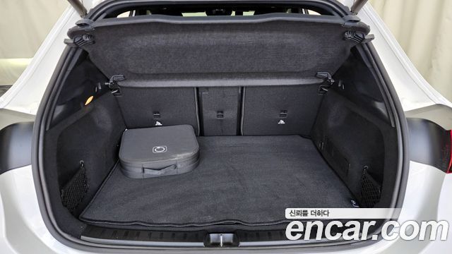 Mercedes-Benz EQA EQA250