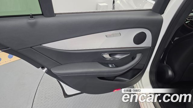 Mercedes-Benz E-Class E250 Avantgarde