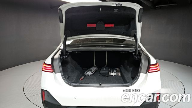 BMW 5-Series 520i M Sport