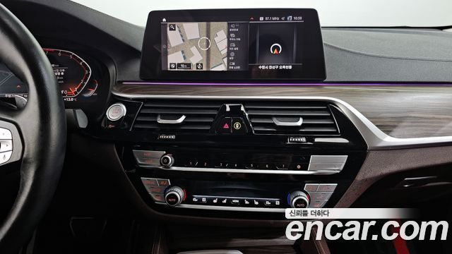 BMW Gran Turismo 630i xDrive Luxury