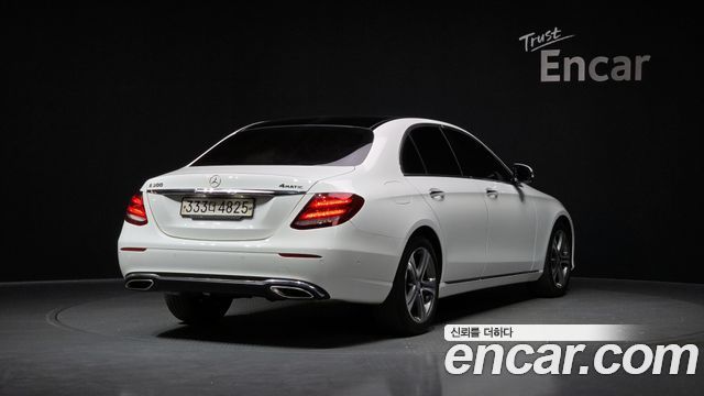 Mercedes-Benz E-Class E300 4MATIC Avnatgarde