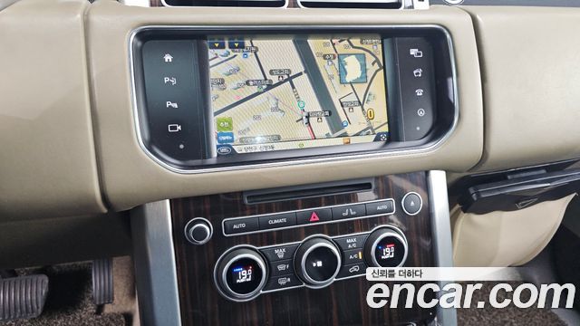 Land Rover Range Rover 4.4 SDV8 Vogue SE DIESEL