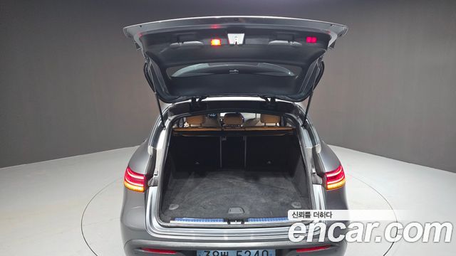 Mercedes-Benz EQC EQC400 4MATIC