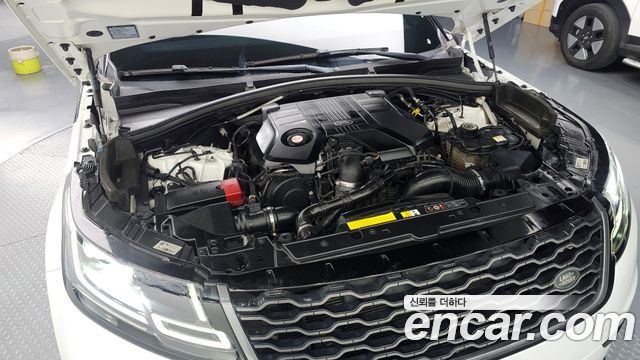 Land Rover Range Rover Velar 3.0 D300 R-Dynamic SE