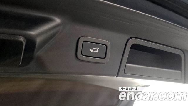 Land Rover Range Rover Velar 3.0 D300 R-Dynamic SE