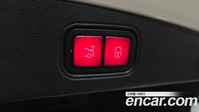 Mercedes-Benz E-Class E450 4MATIC Coupe