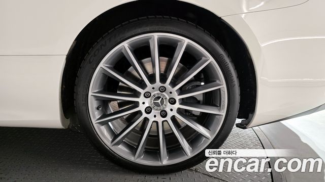 Mercedes-Benz E-Class E450 4MATIC Coupe