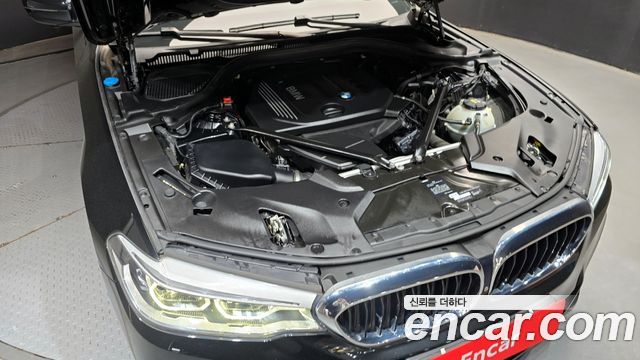 BMW 5-Series 520d M Sport Package Plus