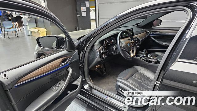 BMW 5-Series 520d M Sport Package Plus