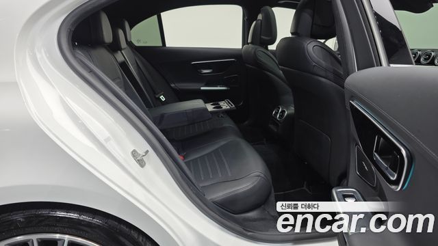 Mercedes-Benz C-Class C300 4MATIC AMG Line