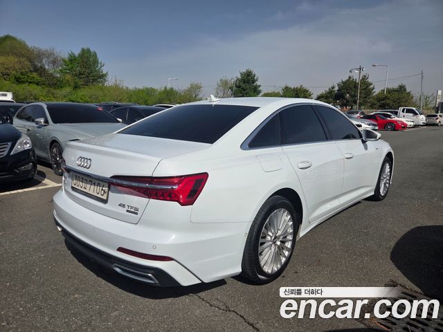 Audi A6 45 TFSI Quattro Premium