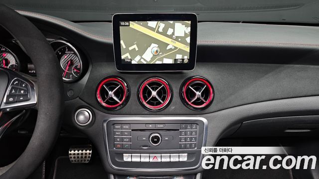 Mercedes-Benz CLA-Class CLA45 AMG 4MATIC