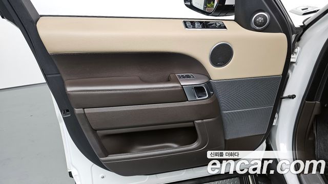 Land Rover Range Rover Sport 3.0 SDV6 HSE
