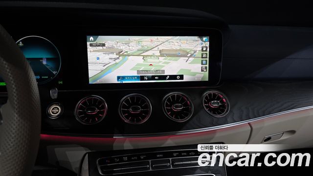 Mercedes-Benz E-Class E300d 4MATIC Coupe