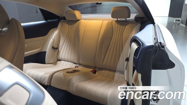 Mercedes-Benz E-Class E300d 4MATIC Coupe