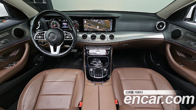 Mercedes-Benz E-Class E300 Avantgarde