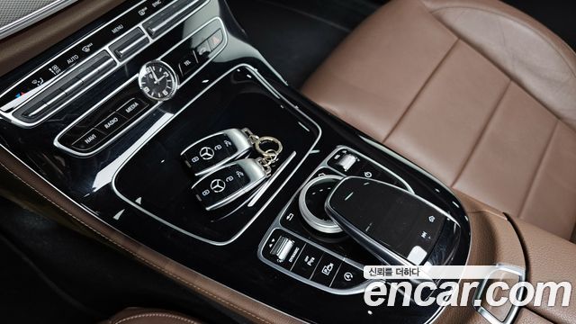 Mercedes-Benz E-Class E300 Avantgarde
