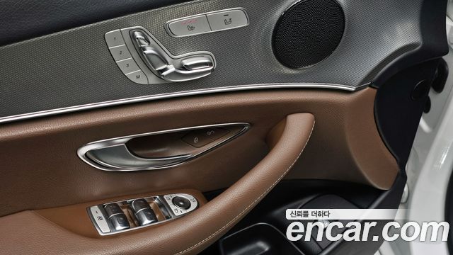 Mercedes-Benz E-Class E300 Avantgarde
