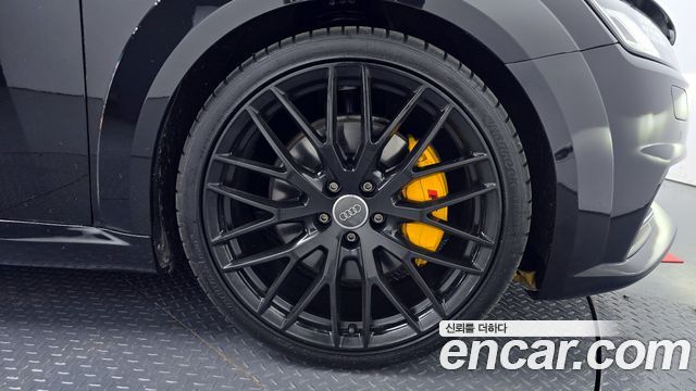 Audi TTS Coupe 2,0 TFSI Quattro