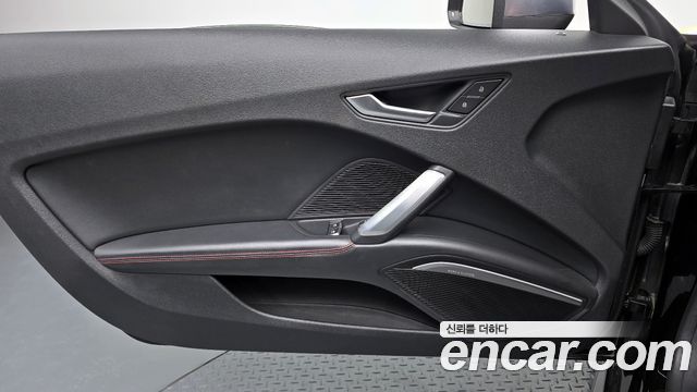 Audi TTS Coupe 2,0 TFSI Quattro