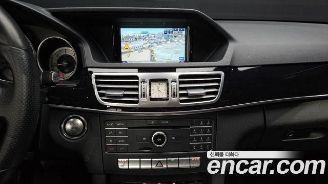 Mercedes-Benz E-Class E220 Bluetec Avantgarde Sport